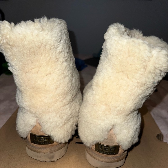 Brown Ugg Boots - Picture 1 of 3